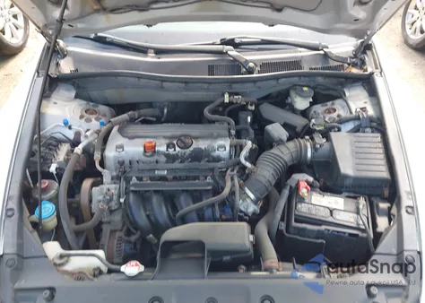 2011 Honda Accord 2.4 Se из США, поврежденный, VIN 1HGCP2F61BA018103